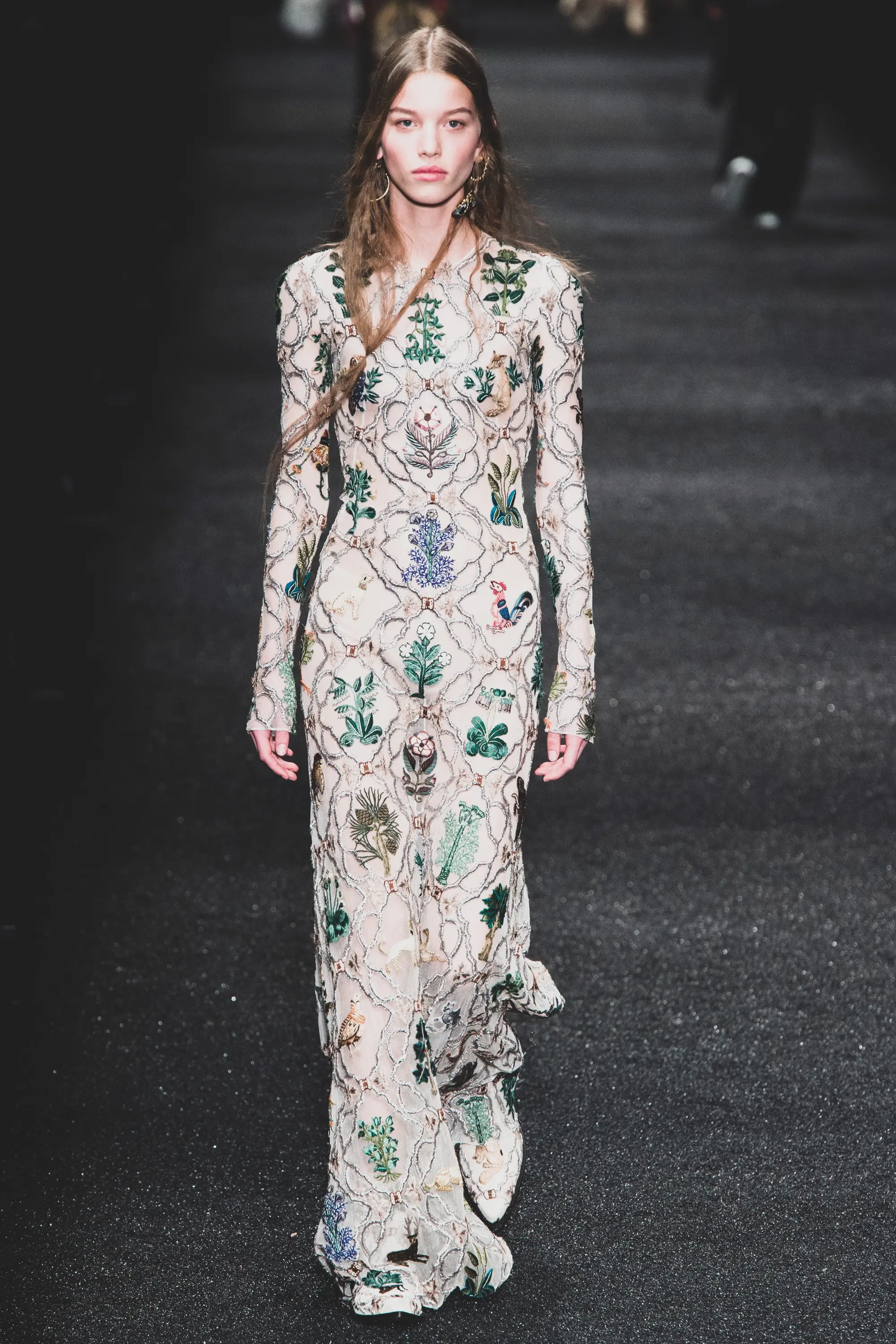 Alexander McQueen AW19 13